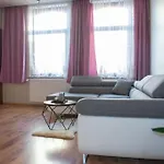 2 Zi.-wohnung Stadtnah, Messenah * 사르쉬테드