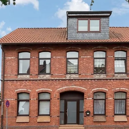 2 Zi.-wohnung Stadtnah, Messenah *